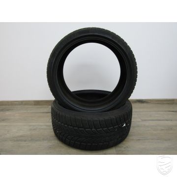 Satz 2x Winterreifen NOKIAN WR 235/35 R19 87V N0 M+S Porsche 997
