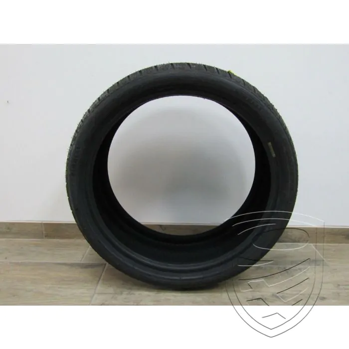 1x Winterreifen PIRELLI Sottozero W240S2 235/35 R19 87V N1 M+S Porsche 997