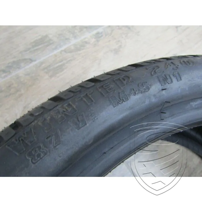 1x Winterreifen PIRELLI Sottozero W240S2 235/35 R19 87V N1 M+S Porsche 997